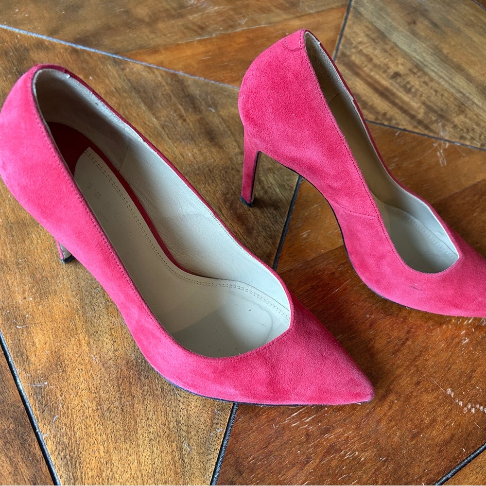 Sandro Red Suede Pumps, V-Cut, EU 39= Women’s 9